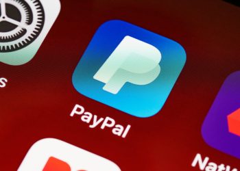 Paypal introduce tariffa per le contestazioni